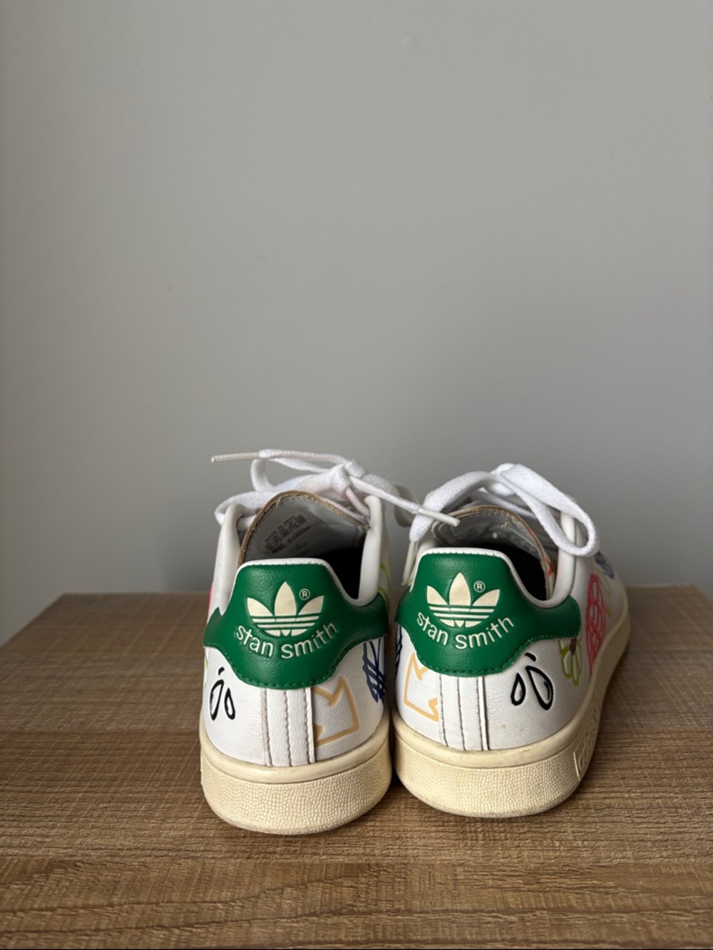 adidas White Women’s Leather Sneakers Stan Smith 'Large Doodles' Size 5 - Picture 4 of 8